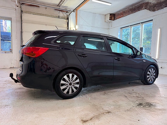 Kia Ceed 11 of 30