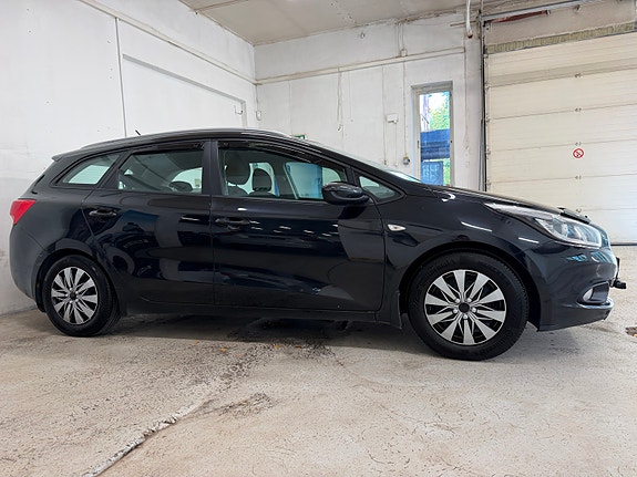 Kia Ceed 6 of 30