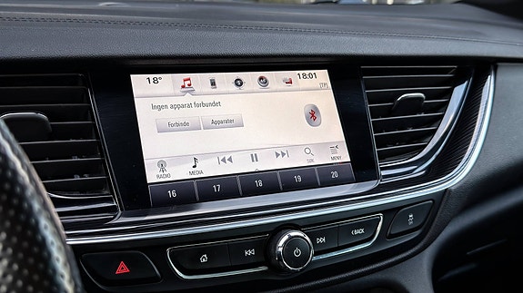 Opel Insignia 14 of 21
