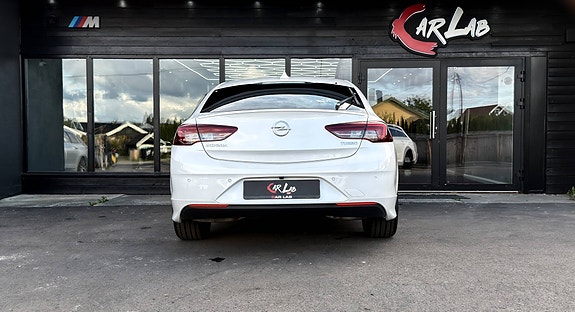 Opel Insignia 4 of 21