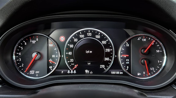 Opel Insignia 9 of 21