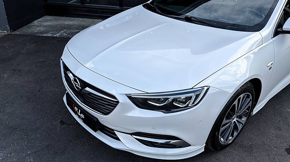 Opel Insignia 2 of 21