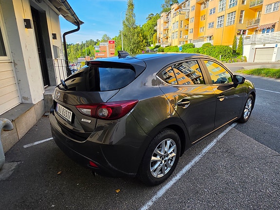 Mazda 3 6 of 24