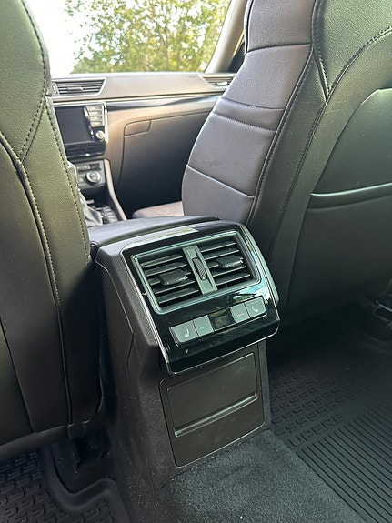 Skoda Superb 16 of 19