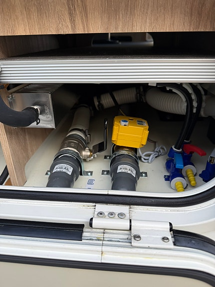 Mercedes-Benz Eura mobil 5 of 30