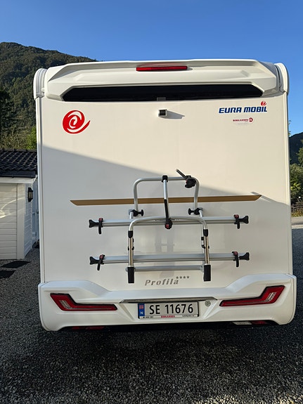 Mercedes-Benz Eura mobil 2 of 30