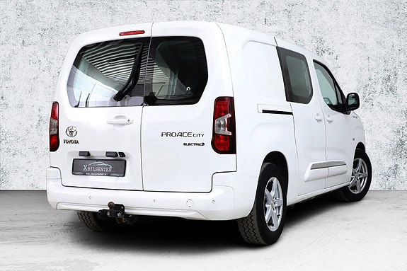 Toyota Proace City 2 of 18
