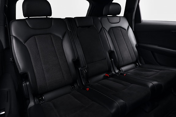 Audi Q7 15 of 27