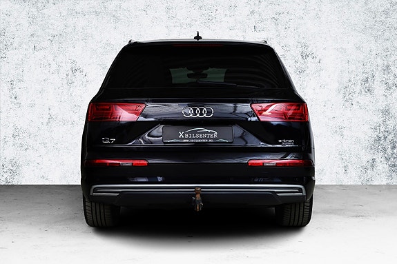 Audi Q7 6 of 27