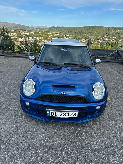 MINI Cooper S 16 of 30