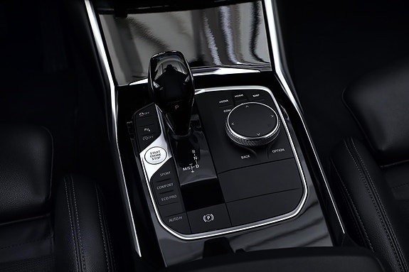BMW 320d 17 of 21