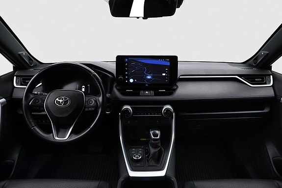 Toyota RAV4 Plug-in Hybrid 18 of 29