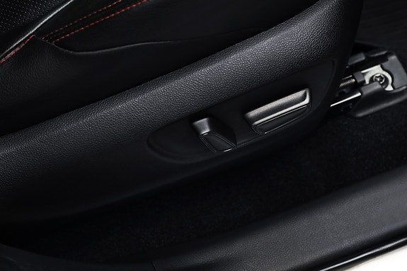Toyota RAV4 Plug-in Hybrid 29 of 29