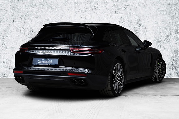 Porsche Panamera 2 of 27