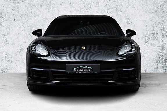 Porsche Panamera 4 of 27
