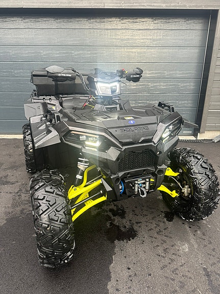 Polaris Sportsman XP 1000 S 2 of 8