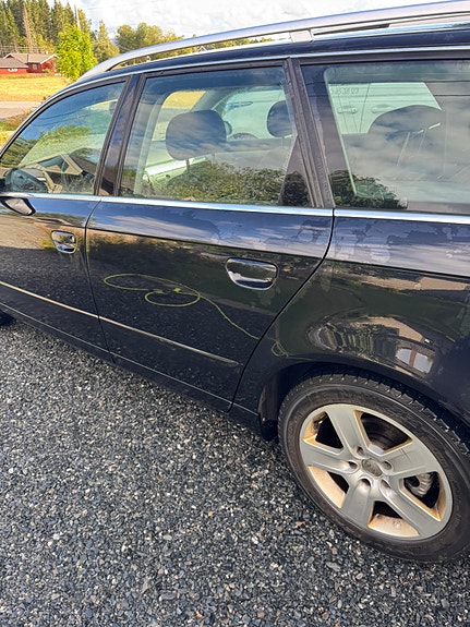 Audi A4 10 of 22