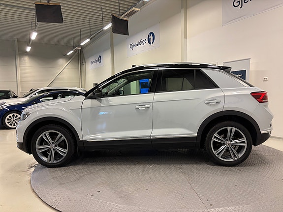 Volkswagen T-Roc 5 of 28