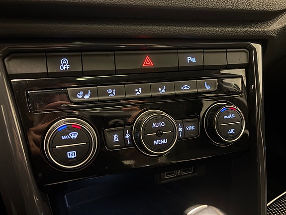 Volkswagen T-Roc 20 of 28