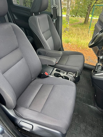 Honda CR-V 7 of 10