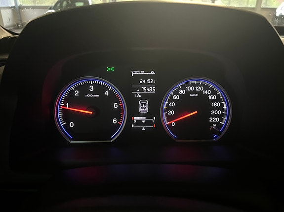 Honda CR-V 5 of 10