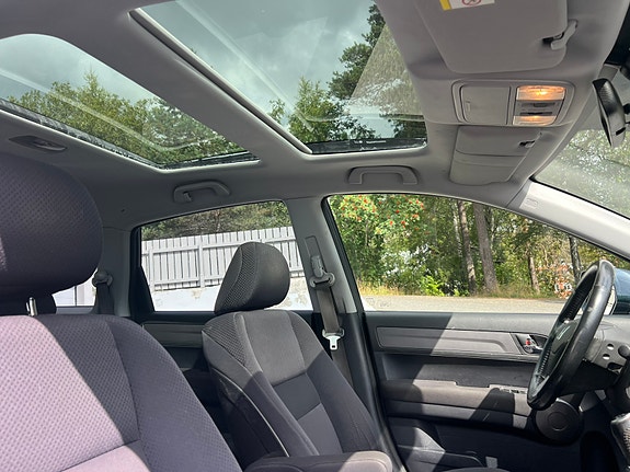 Honda CR-V 3 of 10