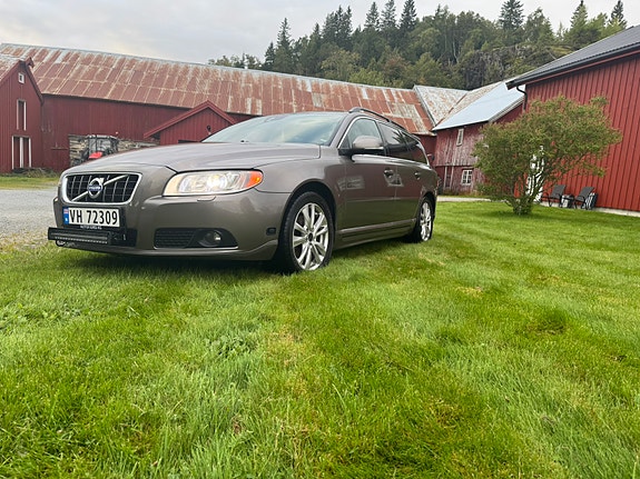 Volvo V70 6 of 10