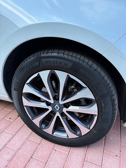 Renault Zoe 10 of 30