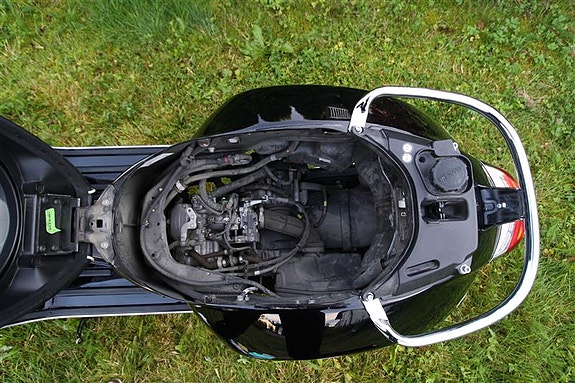 Vespa GTS 125 8 of 10