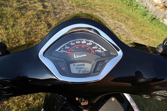 Vespa GTS 125 9 of 10