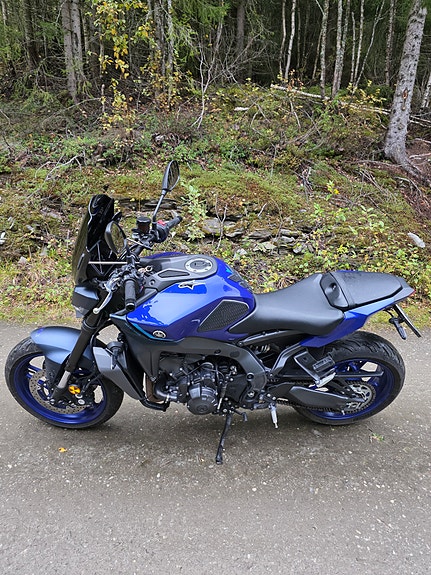 Yamaha MT-09 6 of 15