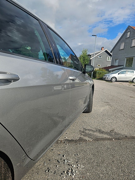 Volkswagen e-Golf VII 6 of 14