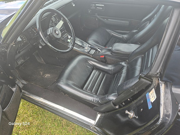 Chevrolet Corvette 8 of 10