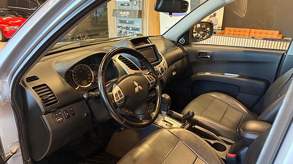 Mitsubishi L200 8 of 20