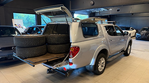 Mitsubishi L200 3 of 20