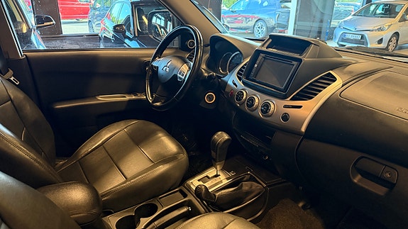 Mitsubishi L200 17 of 20