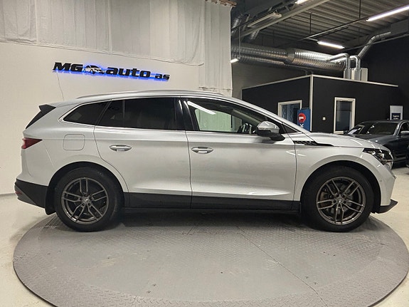 Skoda Enyaq 3 of 25