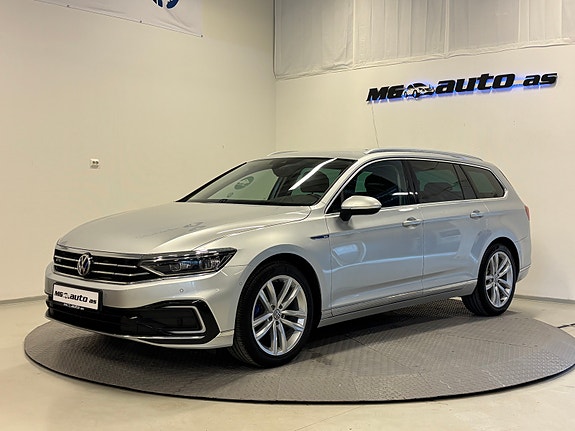 Volkswagen Passat 8 of 27