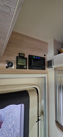 Rapido Rapido 696 F 26 of 30
