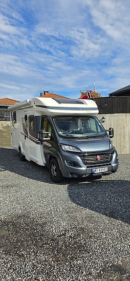 Rapido Rapido 696 F 3 of 30