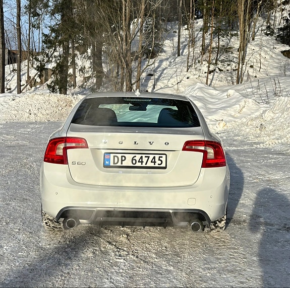 Volvo S60 7 of 18