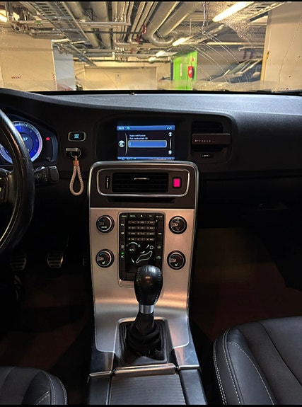 Volvo S60 14 of 18