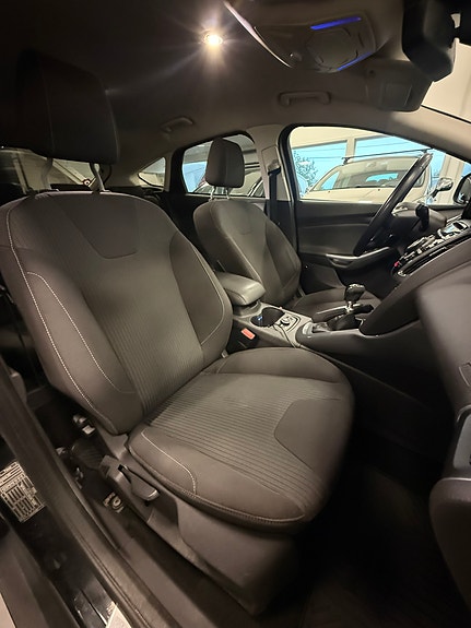 Ford Focus 17 of 17