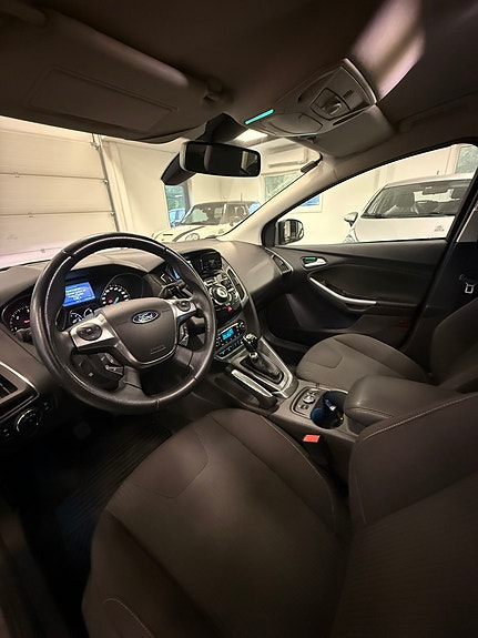 Ford Focus 8 of 17
