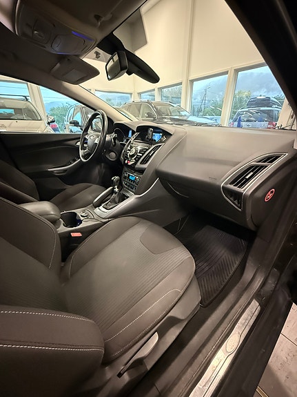 Ford Focus 16 of 17