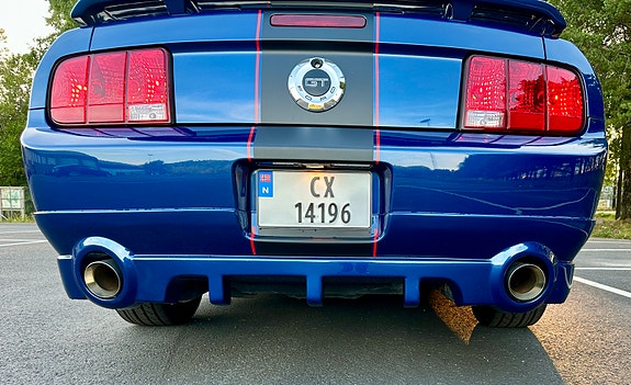 Ford Mustang 16 of 30