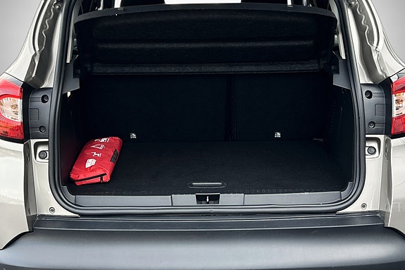 Renault Captur 9 of 16