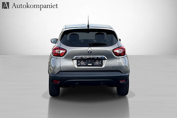Renault Captur 6 of 16