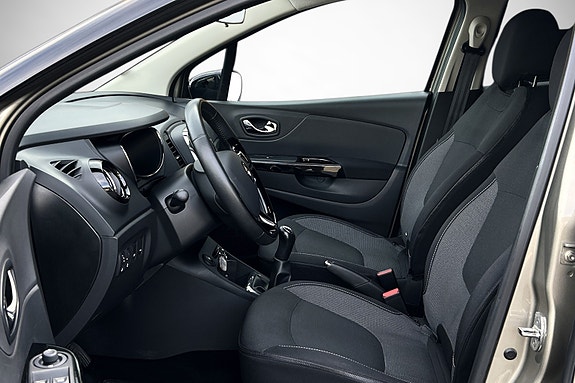 Renault Captur 11 of 16
