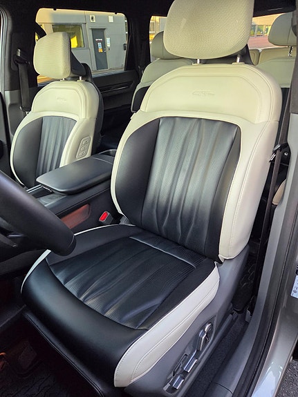 Kia EV9 29 of 30